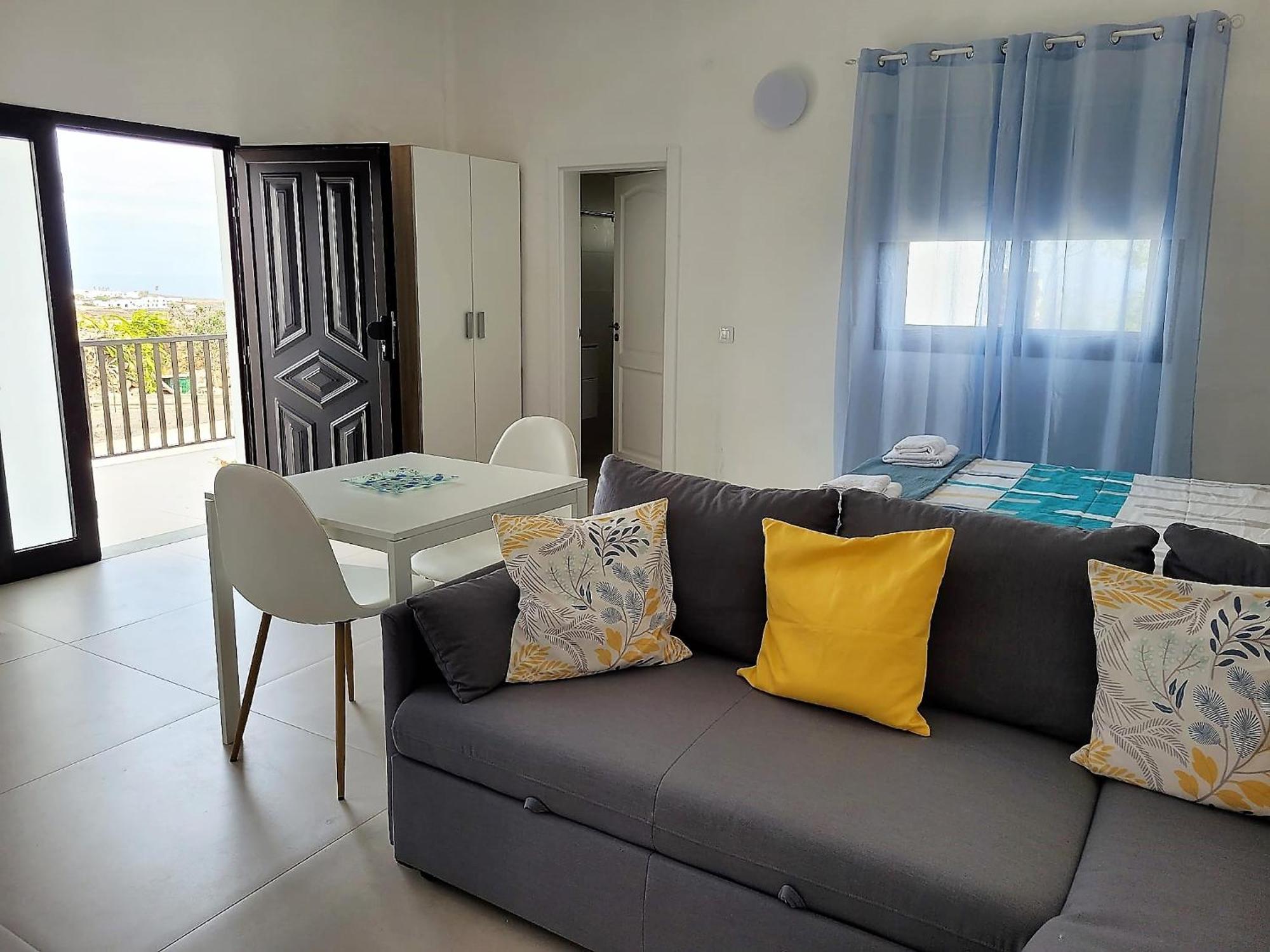 Apartamentos Falcon Tinajo Exterior photo